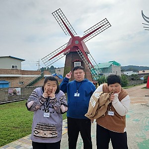 주말보호사업 지역사회시설이용 (도고아트홀)
